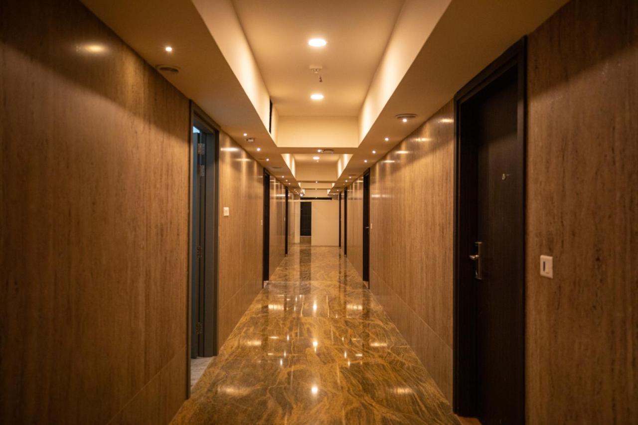 Hotel Silver Cle Hyderabad Bagian luar foto