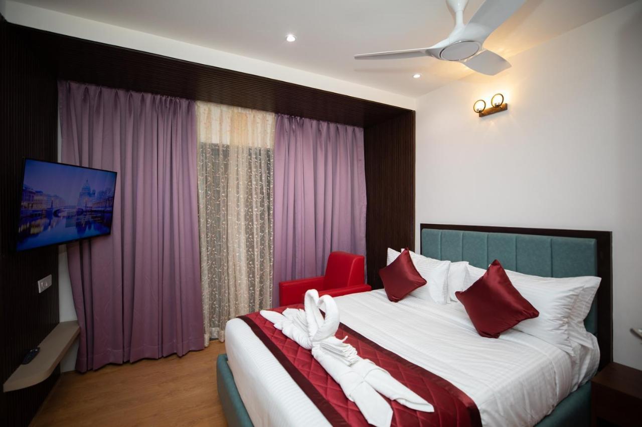 Hotel Silver Cle Hyderabad Bagian luar foto