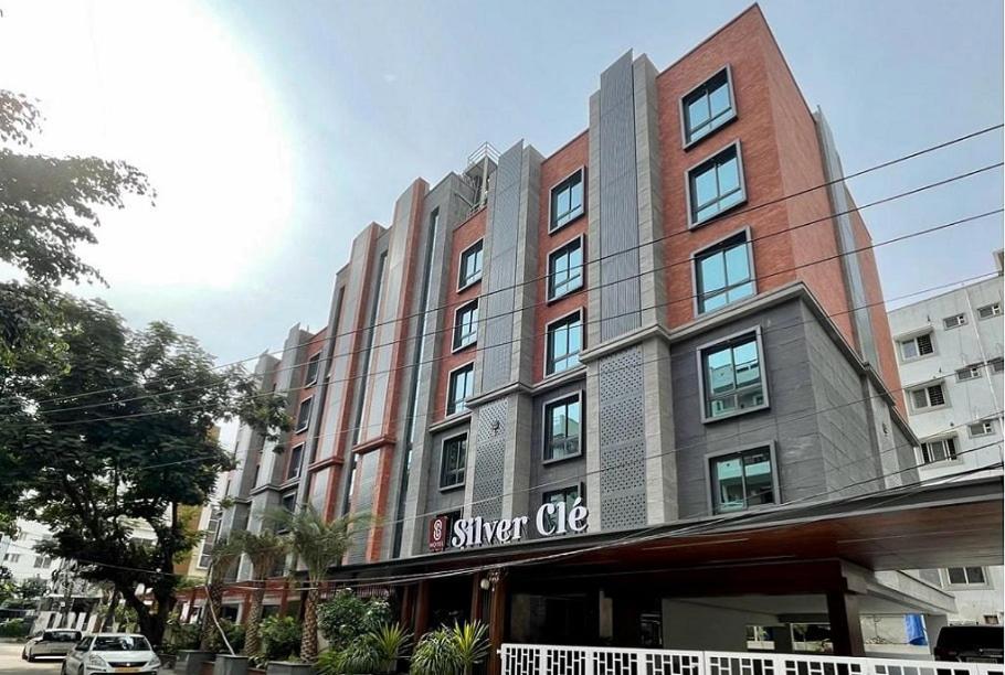 Hotel Silver Cle Hyderabad Bagian luar foto
