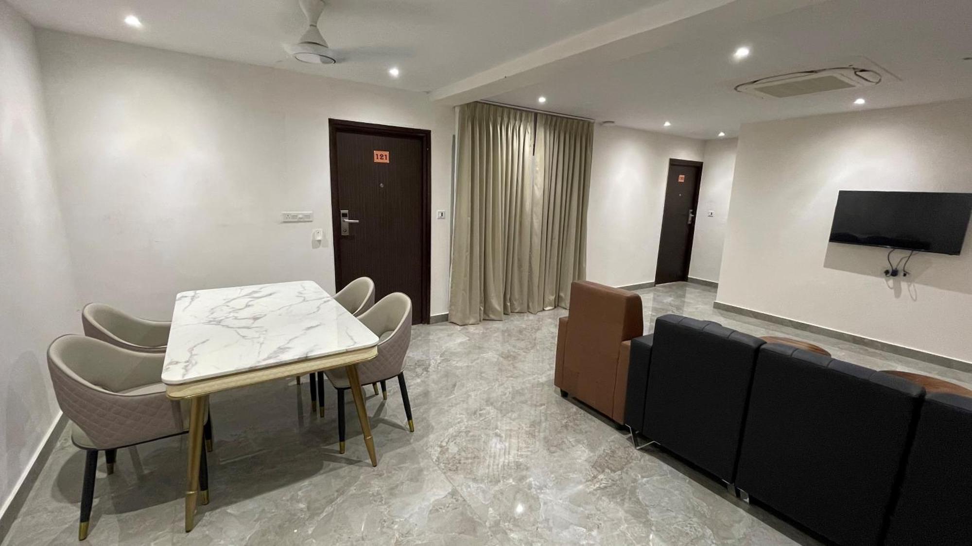 Hotel Silver Cle Hyderabad Bagian luar foto