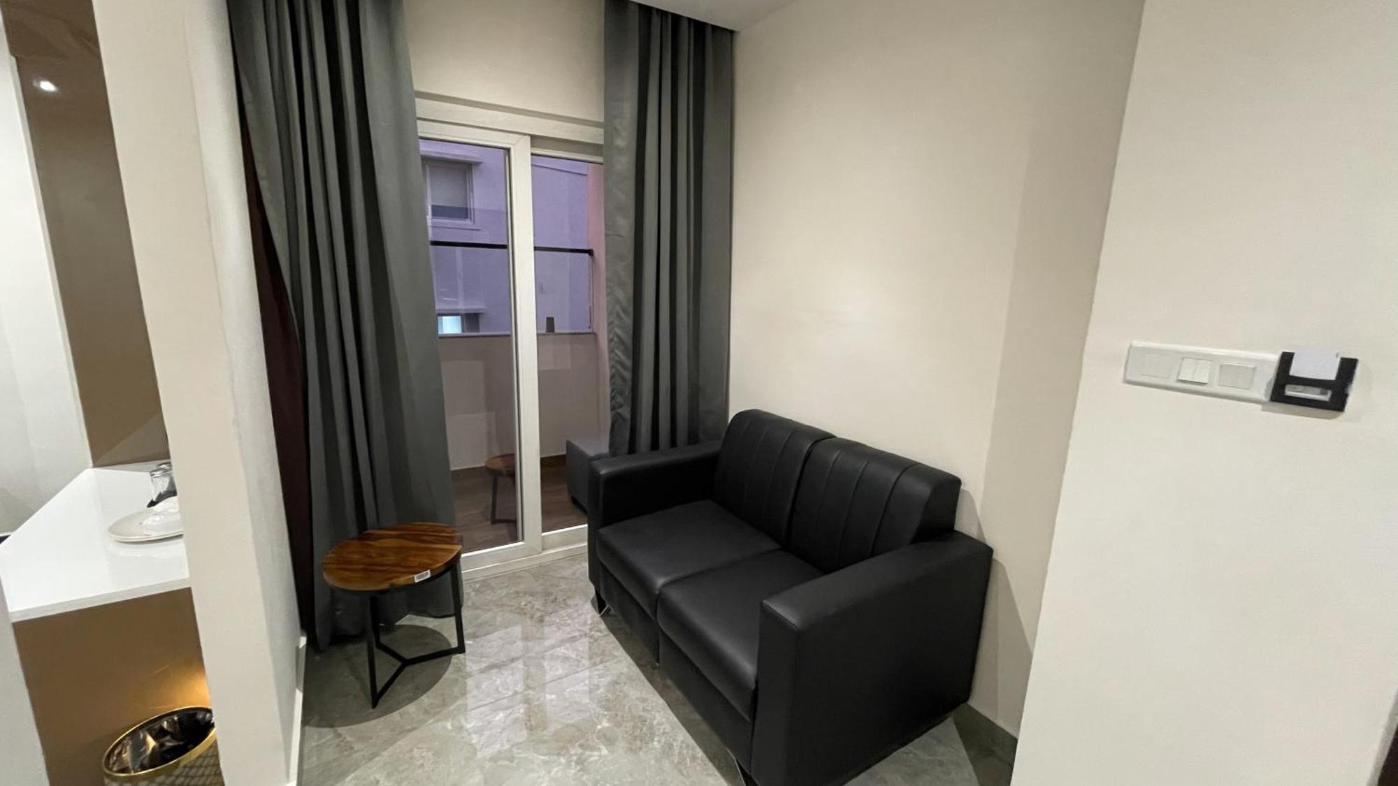 Hotel Silver Cle Hyderabad Bagian luar foto